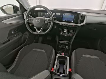 Car image 14