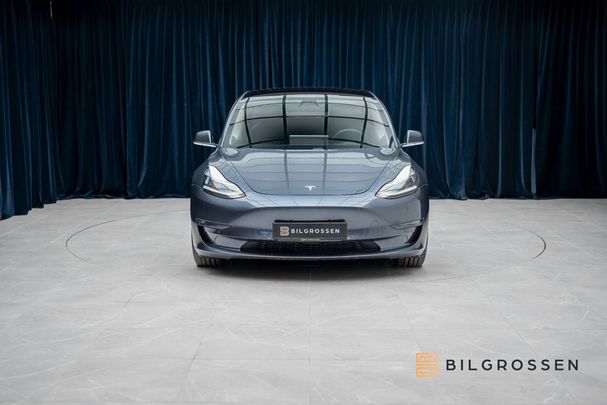 Tesla Model 3 60 Long Range 211 kW image number 8