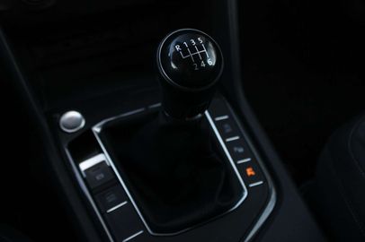 Car image 27