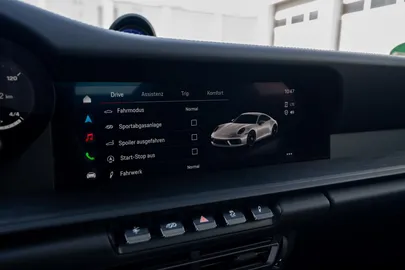 Car image 25
