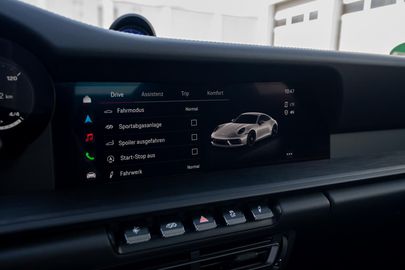 Car image 25
