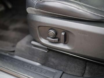 Car image 41