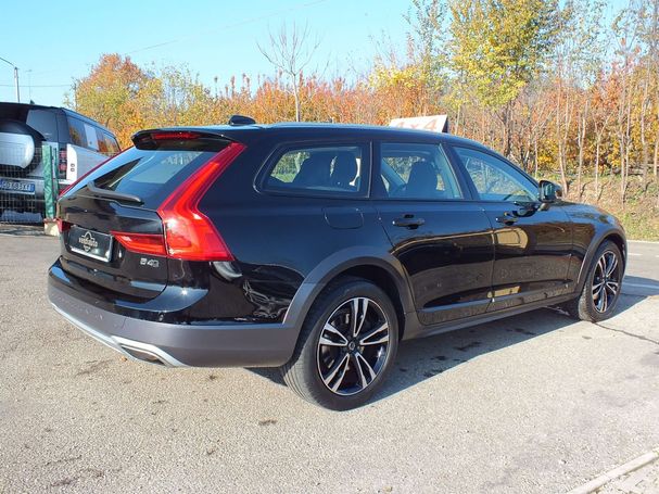 Volvo V90 Cross Country D4 AWD 140 kW image number 6