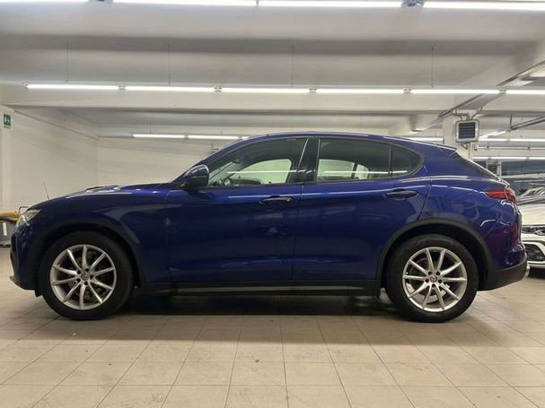 Alfa Romeo Stelvio 2.2 Diesel AT8 Q4 Super 140 kW image number 2