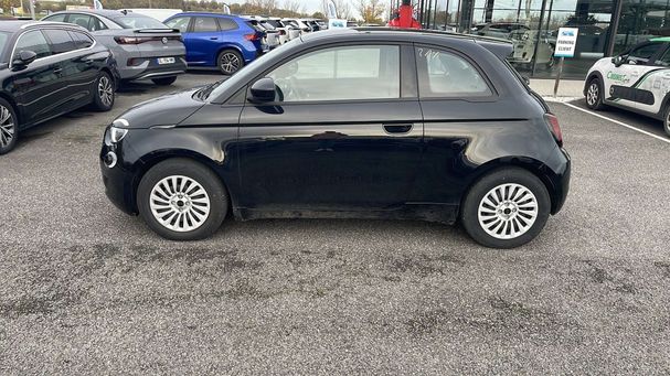 Fiat 500 e Action 71 kW image number 5