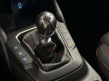 Car image 37