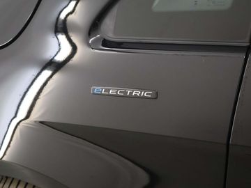 Car image 37