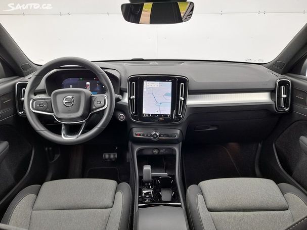 Volvo XC40 B3 Plus 120 kW image number 15