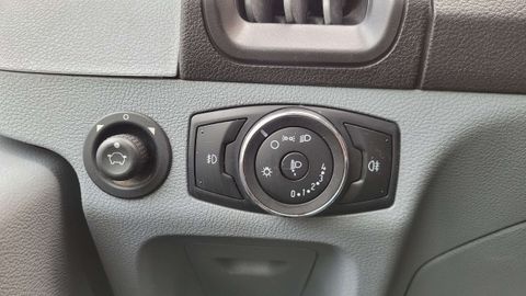 Car image 31