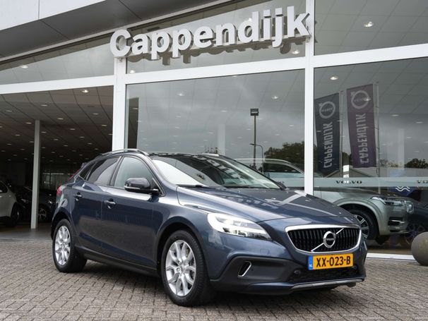 Volvo V40 Cross Country T3 113 kW image number 34