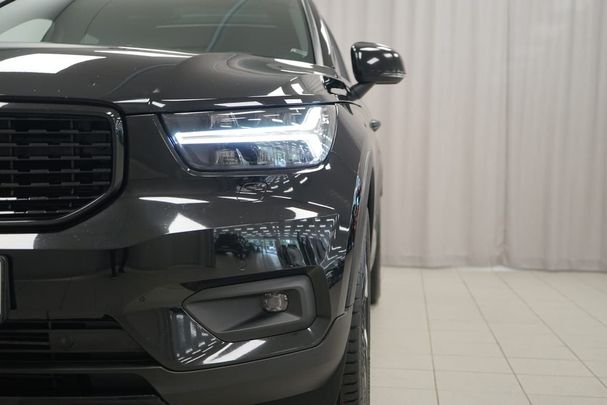 Volvo XC40 D4 AWD R-Design 141 kW image number 10