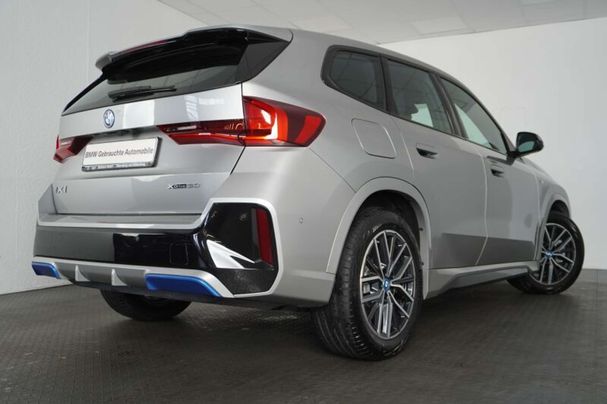 BMW iX1 xDrive30 M Sport 225 kW image number 6