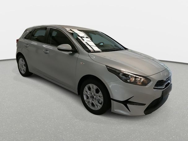 Kia Ceed 1.5 T-GDI Vision 103 kW image number 3