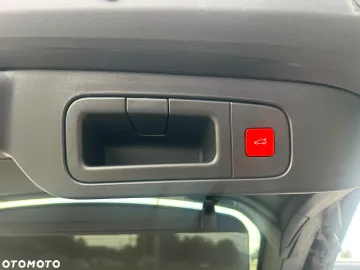 Car image 39