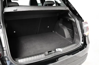 Car image 37