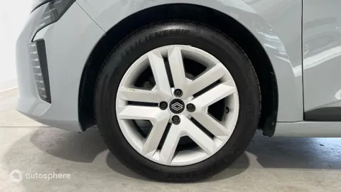 Car image 20