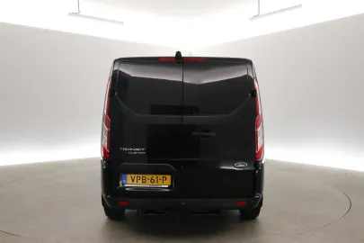 Car image 26