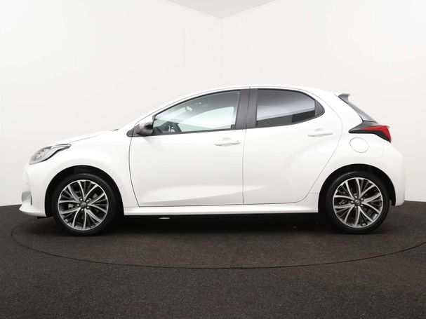 Toyota Yaris Hybrid 96 kW image number 3