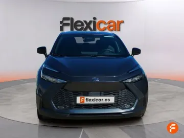Car image 3