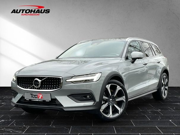 Volvo V60 Cross Country AWD B5 184 kW image number 1