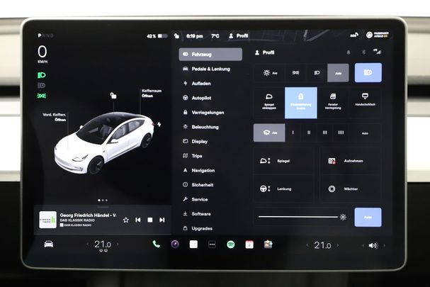 Tesla Model 3 AWD 208 kW image number 16