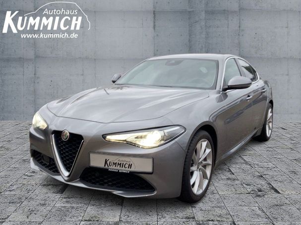 Alfa Romeo Giulia 2.0 Turbo Super 147 kW image number 1