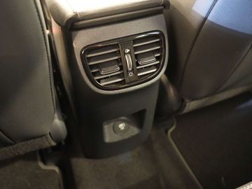 Car image 38