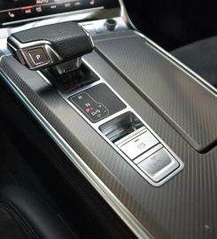 Car image 36