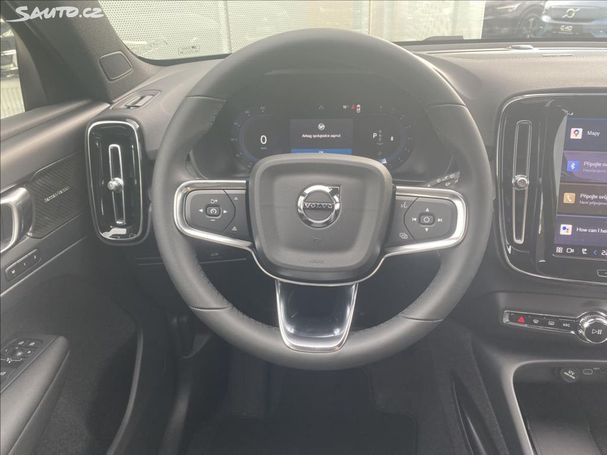 Volvo XC40 B3 Plus Dark 120 kW image number 19