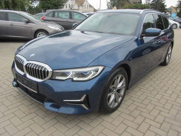 BMW 320d Touring Luxury Line 140 kW image number 1