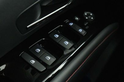 Car image 37