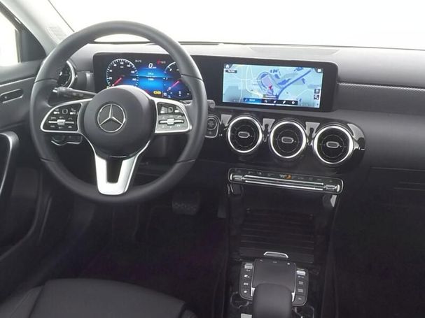 Mercedes-Benz A 220 d 140 kW image number 8