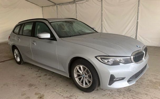 BMW 320d Touring Advantage 140 kW image number 2