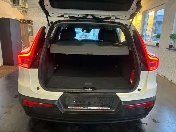 Volvo XC40 T3 Momentum 115 kW image number 7