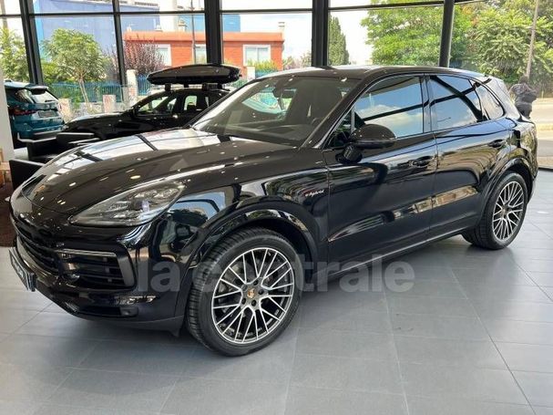 Porsche Cayenne E-Hybrid Tiptronic 340 kW image number 2