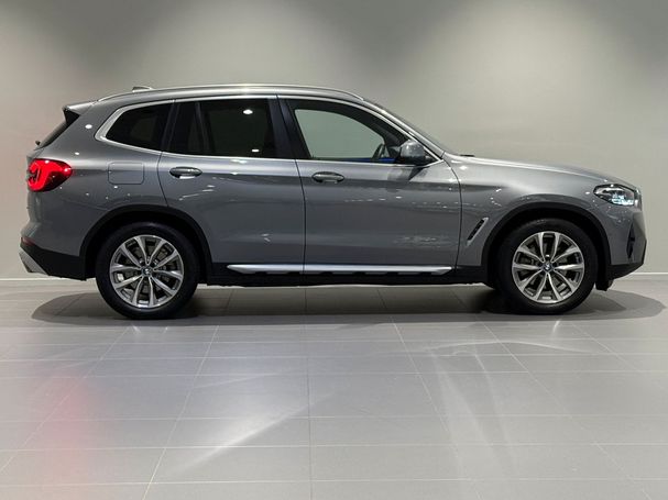 BMW X3 xDrive20i 135 kW image number 3