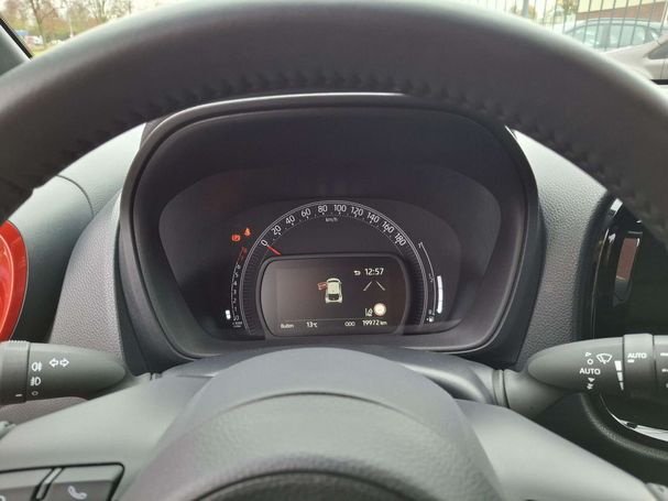 Toyota Aygo X 1.0 VVT-i 53 kW image number 19