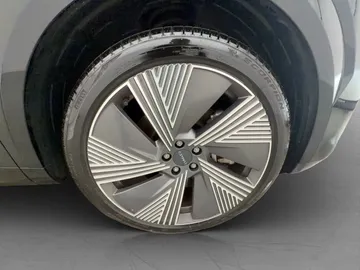 Car image 35