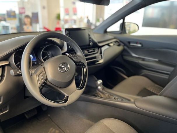 Toyota C-HR 1.8 Hybrid 90 kW image number 7