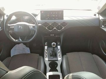 Car image 35