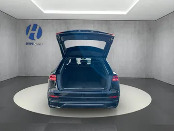 Car image 36