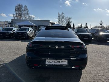Car image 28
