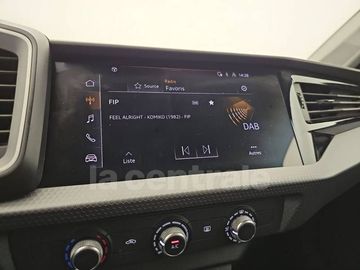 Car image 28