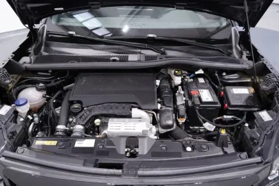 Car image 30