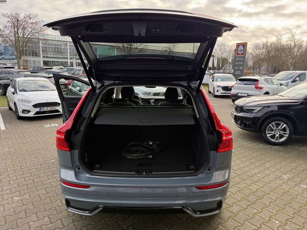 Volvo XC60 Plug-in Hybrid T6 Plus Dark AWD 293 kW image number 13