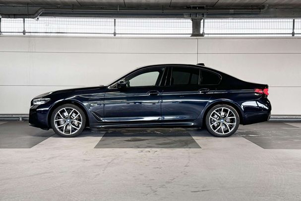 BMW 530 e 215 kW image number 3