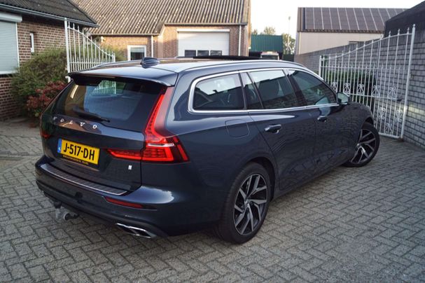 Volvo V60 T4 Momentum Pro 155 kW image number 42