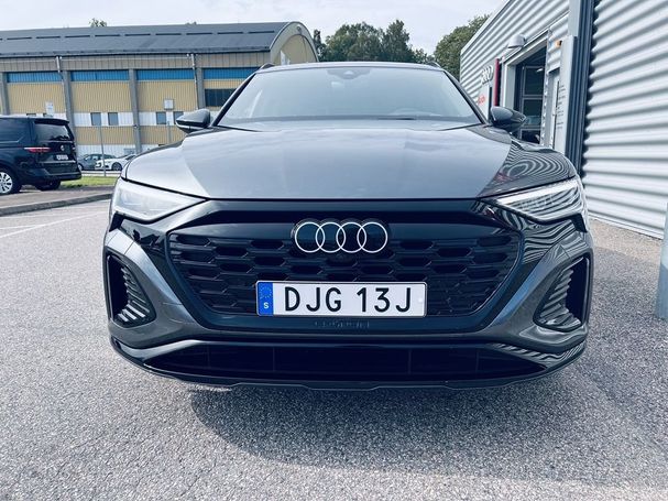 Audi Q8 55 quattro e-tron S-line 300 kW image number 1