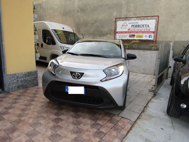 Toyota Aygo X 1.0 53 kW image number 2