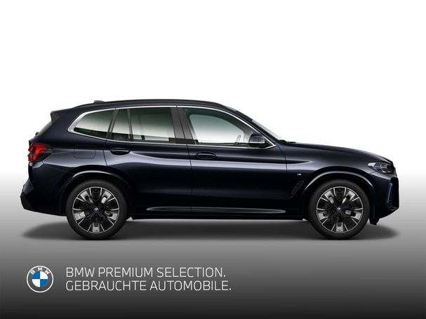 BMW iX3 M Sport Impressive 210 kW image number 3